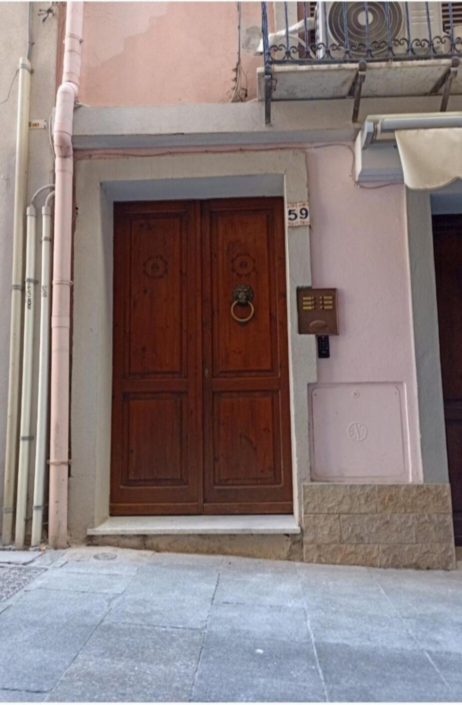 קליארי "Orchidea" Camera Privata Nell'Appartamento Condiviso מראה חיצוני תמונה